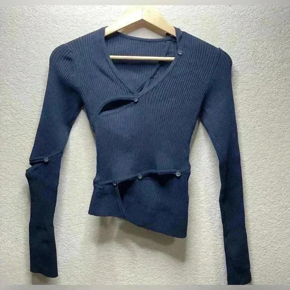 Jacquemus Le Cardigan Tordu in Navy XS - Picture 4 of 7